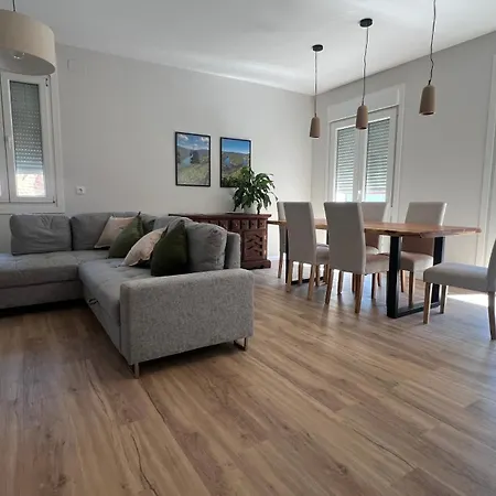 Caneiro 211 - Casa Urbana En La Ribeira Sacra Hébergement de vacances